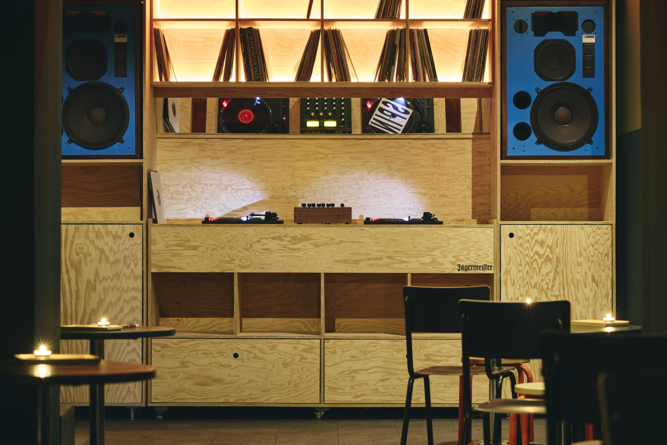 Das Soundsystem in der neuen SPIN Bar in München.