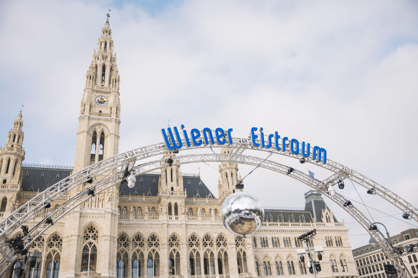 Wiener Eistraum am Rathausplatz 2026: Ein großes Event im Winter in Wien im 1. Bezirk