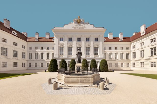 Welttag der Fremdenführer in Wien: Gratis Führungen im Josephinum, hier in der Außenansicht