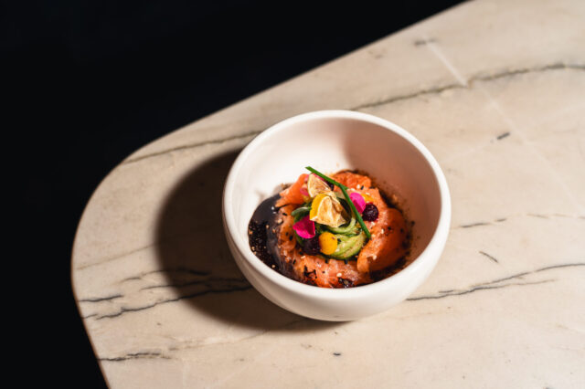 Das Küchenteam des Club Balboa kombiniert bei der eat&meet 2026 in Salzburg Brunch mit Disco-Beats.