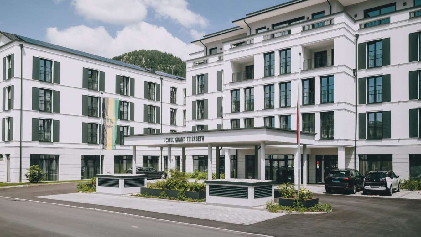 Vorderansicht des Grand Elisabeth Hotels in Bad Ischl.