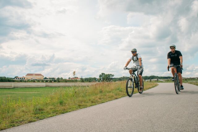 Impression von Radtour im Marchfelder Schlösserreich: Schöne Radstrecken für den Frühling in Niederösterreich