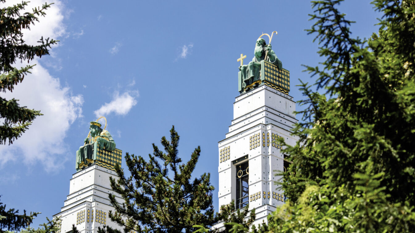 Ruhiges Ausflugsziel rund um Wien: Kirche am Steinhof / Church of St. Leopold (designed by Otto Wagner)