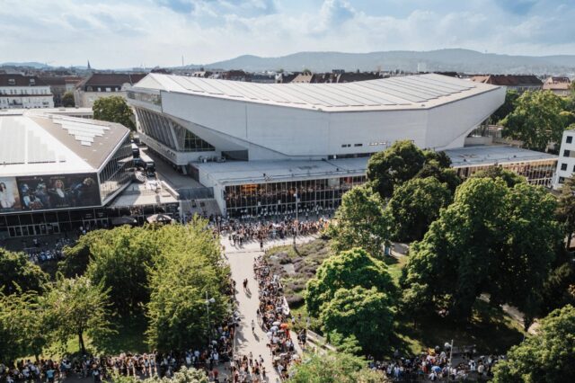 Wiener Stadthalle: Lokale in der Nähe zum ESC
