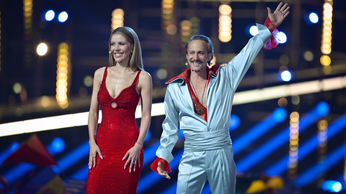 Eurovision Song Contest 2026 - Semifinale 1 – live - Im ersten Halbfinale des Eurovision Song Contest 2026 treten in der Wiener Stadthalle 15 Länder an. Zu sehen live am 12. Mai 2026 ab 21.00 Uhr in ORF 1 und auf ORF ON. - Im Bild: Victoria Swarovski und Michael Ostrowski. 