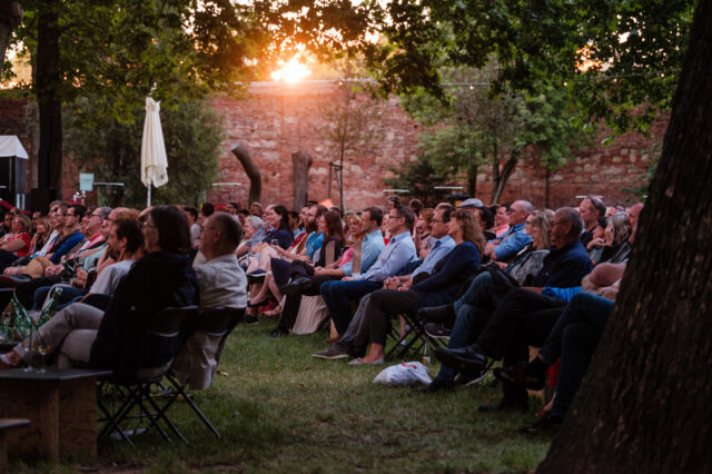 Theater im Park im Wiener Schwarzenberggarten