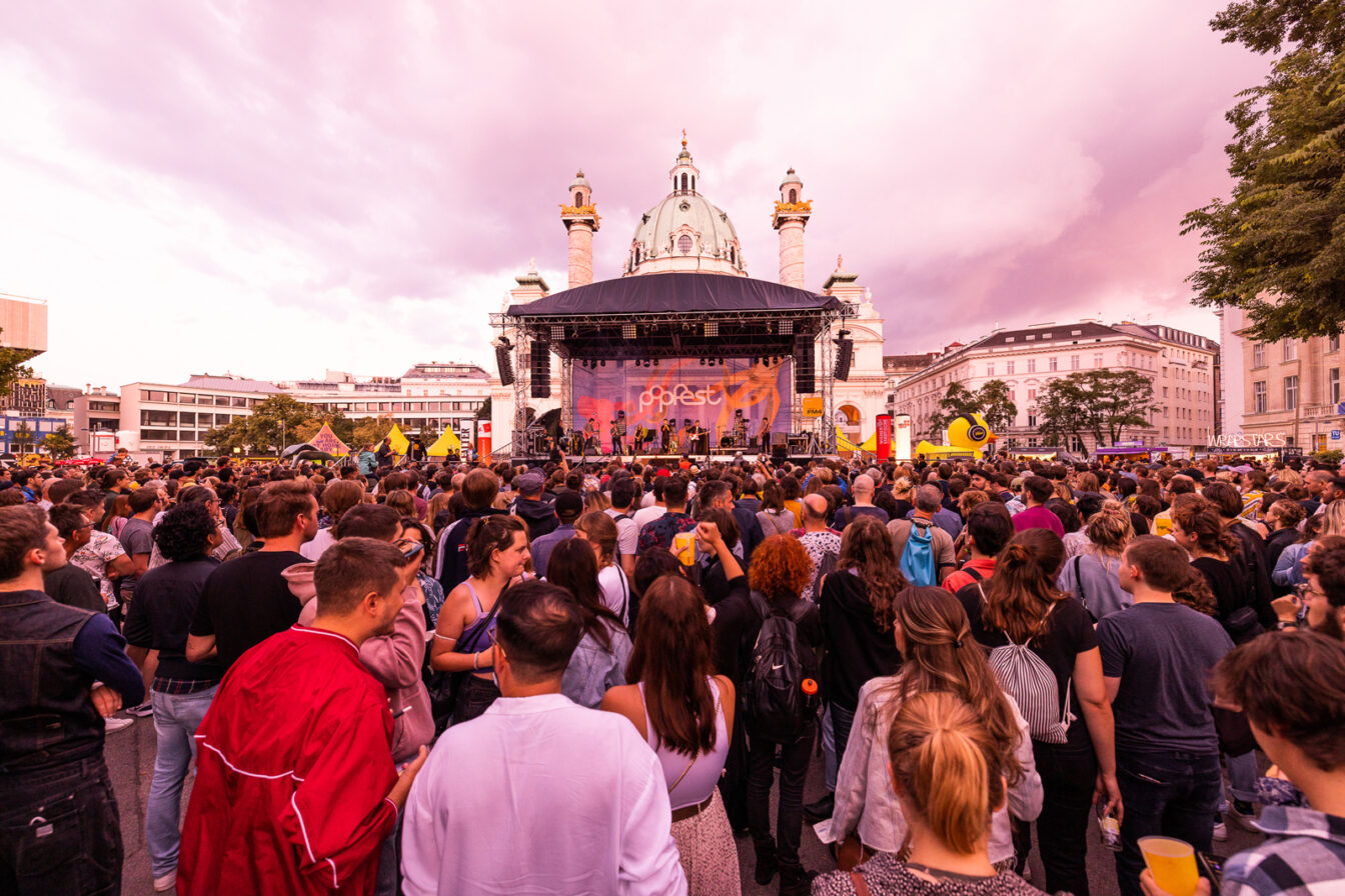 Popfest 2026 am Karlsplatz in Wien, 1040: Wieder ein buntes Line-up & Programm