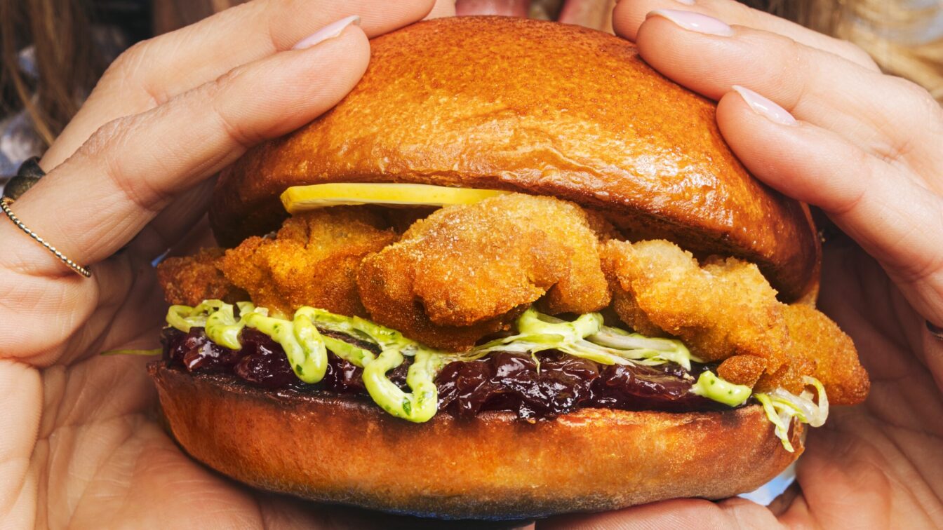 der Schnitzel-Burger vom Restaurant Brioche und Brösel in Wien