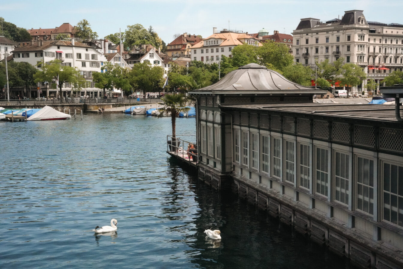 Das Frauenbadi in Zürich