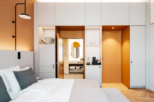 Hotelzimmer im DASEYN Berlin (c) Yannes Pino Kiefer