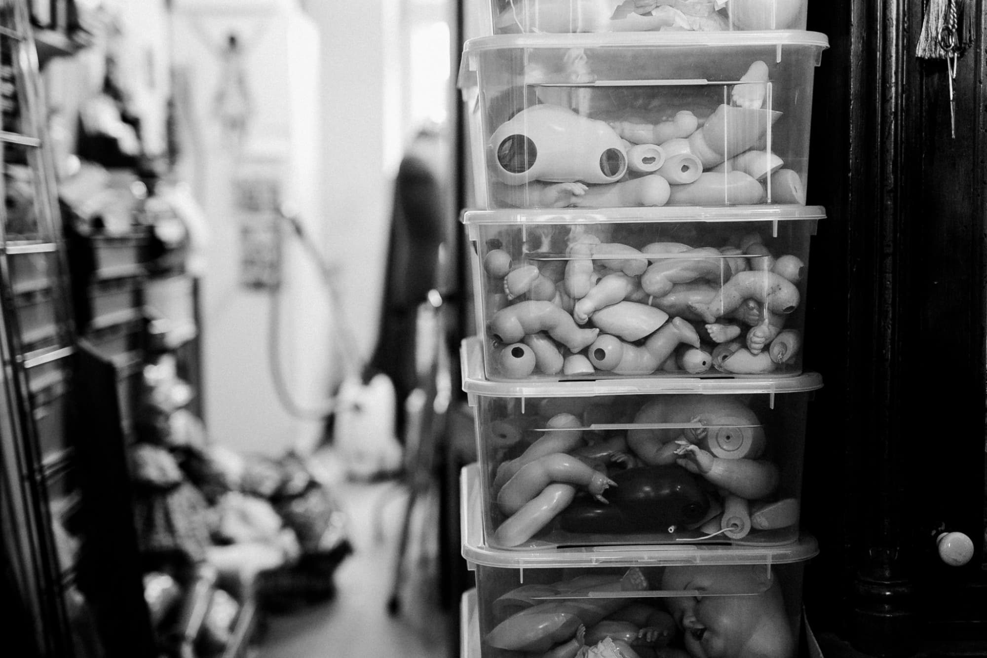 Puppenklinik Wien: Ersatzteile