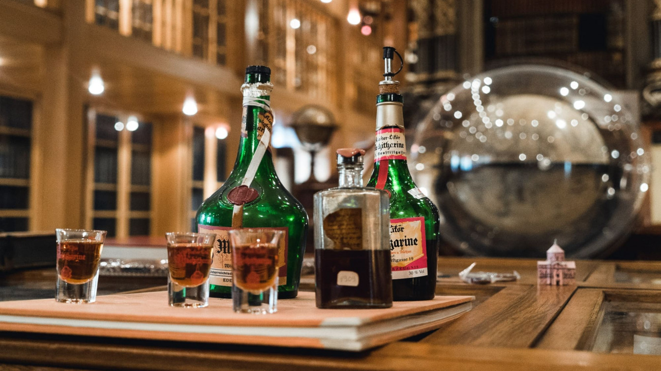 Mechitaristen: Mechitharine