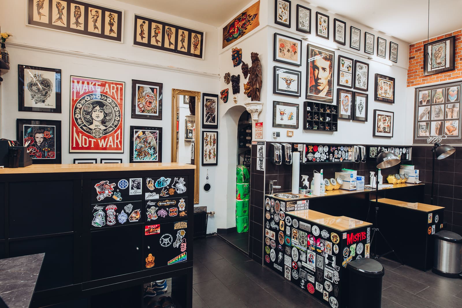 Ansicht Tattoostudio Dots and Daggers