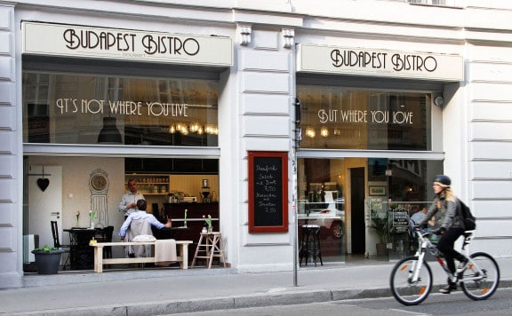 budapest_bistro_von_draussen